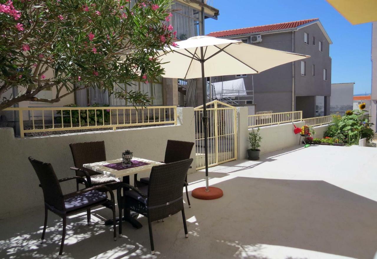 Apartman Jakir Baška Voda Buitenkant foto
