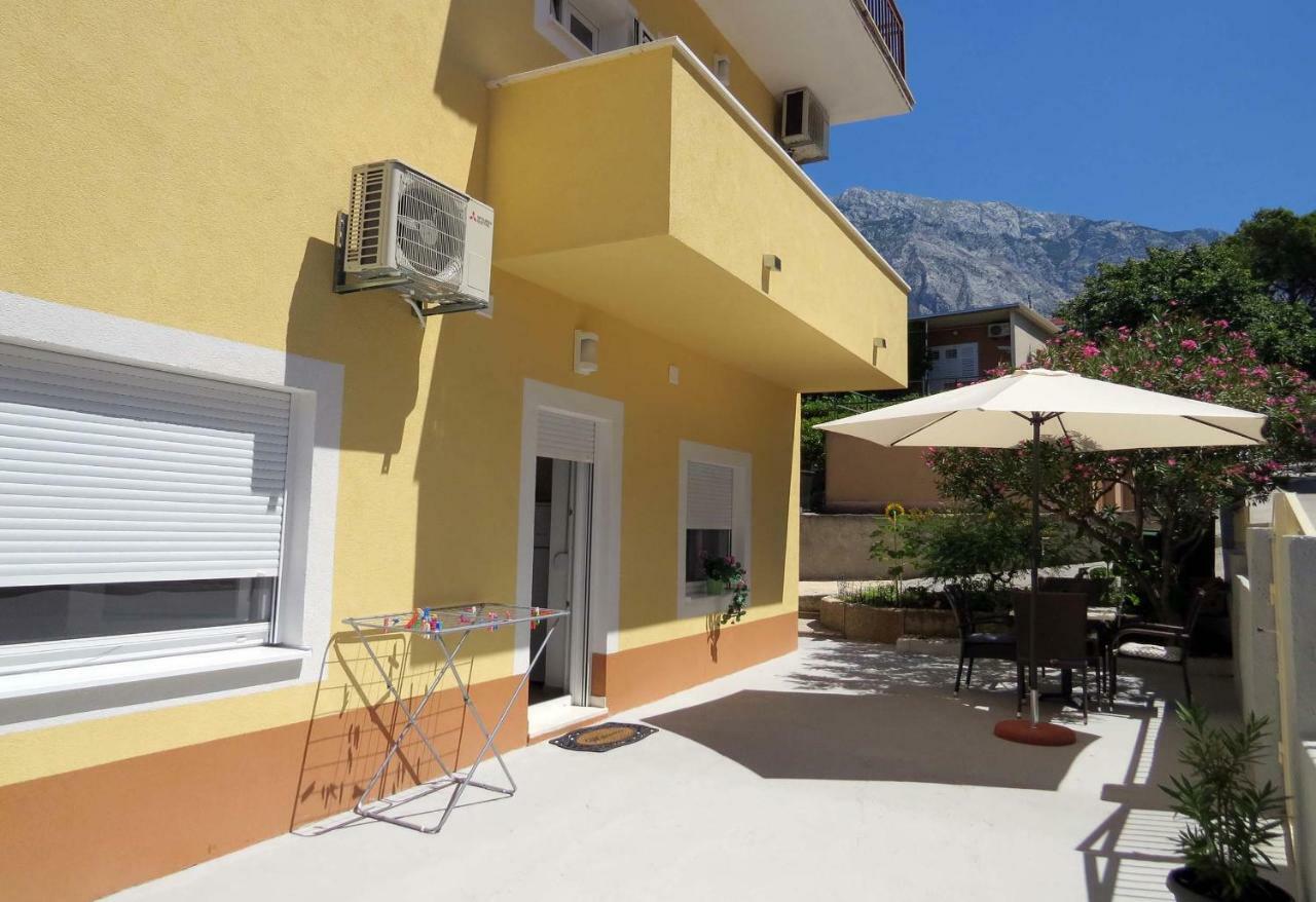 Apartman Jakir Baška Voda Buitenkant foto