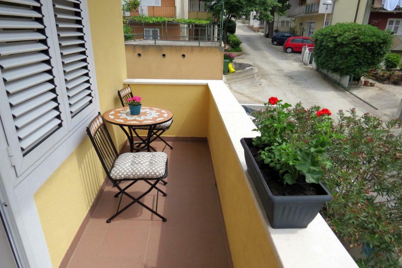 Apartman Jakir Baška Voda Buitenkant foto