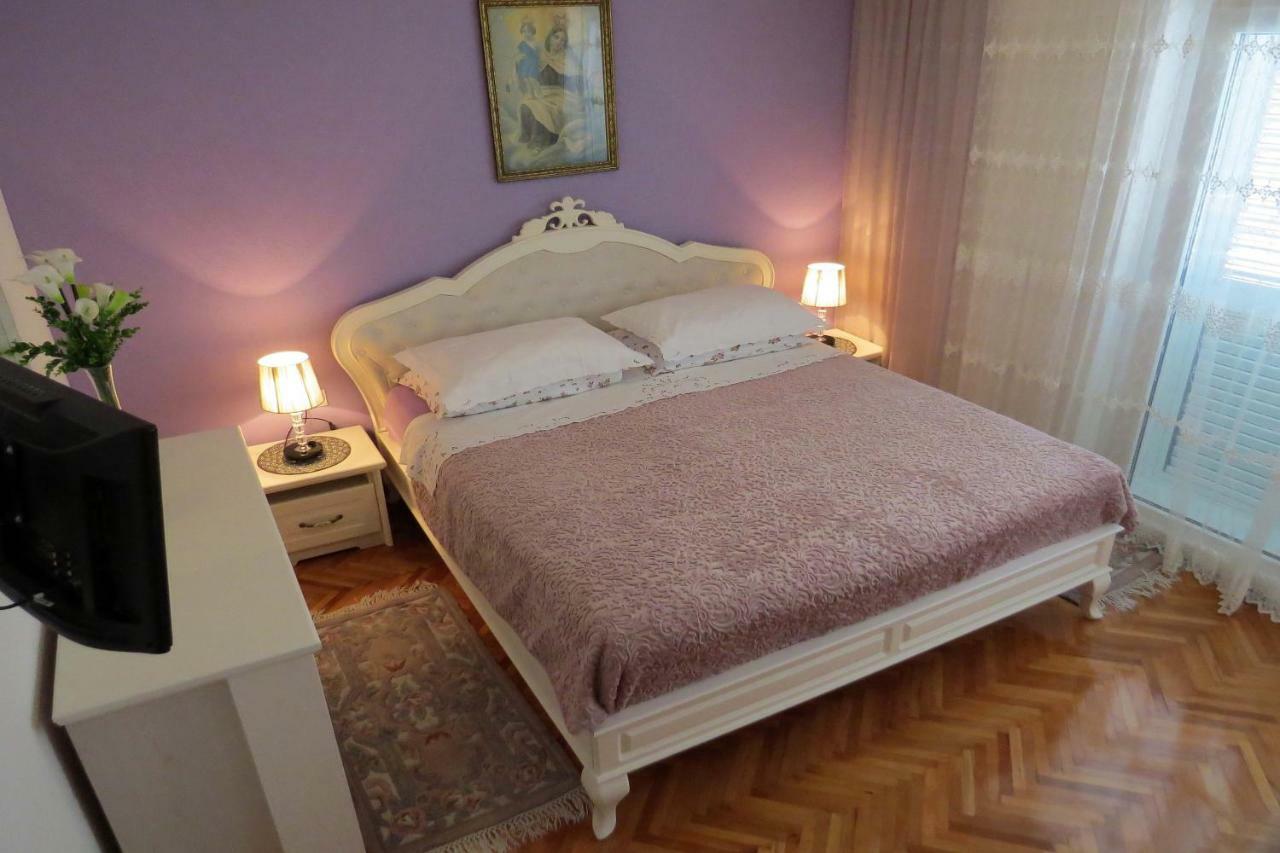 Apartman Jakir Baška Voda Buitenkant foto