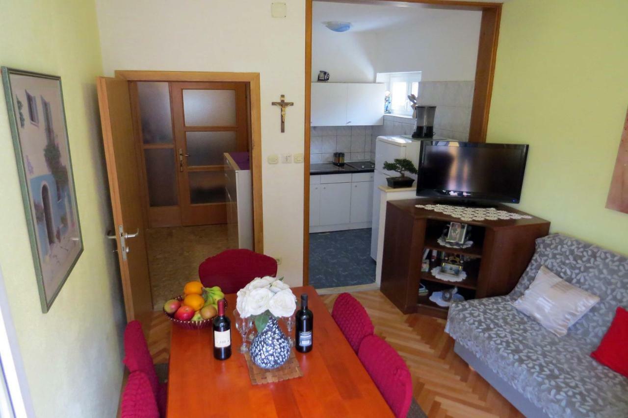 Apartman Jakir Baška Voda Buitenkant foto